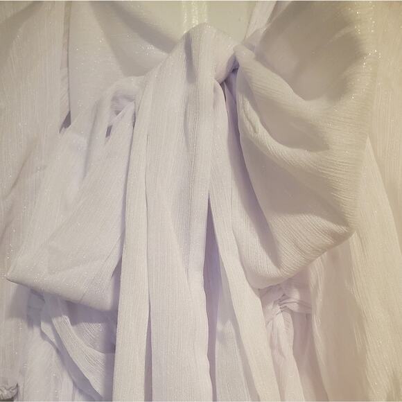 Lucy in the Sky Beautiful Sparkling White Mini Dress Open back with tie bow Sz S - Picture 5 of 7